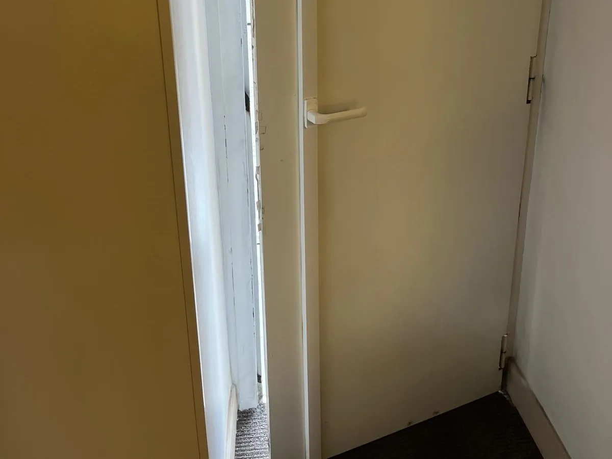 Poignée de porte posée par un serrurier à Nice